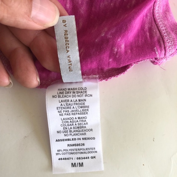 BECCA Woman’s Beach Date Romper V-Neck
Plunge  Back Cutout Beach Cover Up Size M - Picture 9 of 15